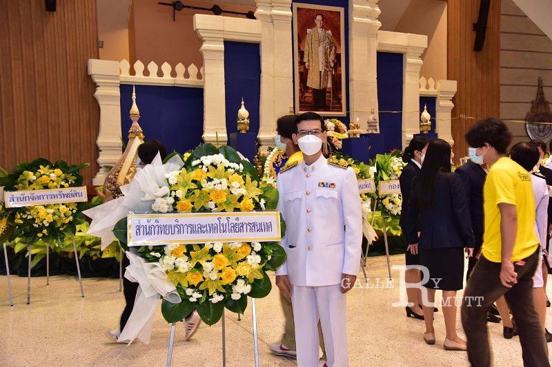 20211013 laying-a-wreath-177.JPG